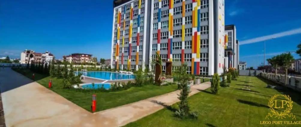 Close Airport,Mall Of Antalya Shopping Center,Tram Station Exterior photo